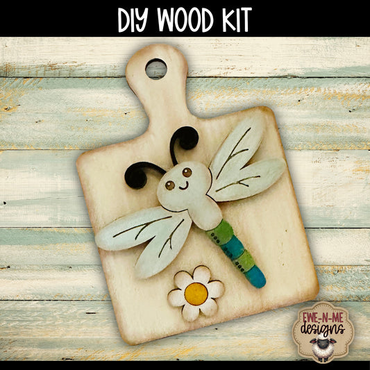 Dragonfly and Daisy Cutting Board Mini Sign | DIY WOOD KIT