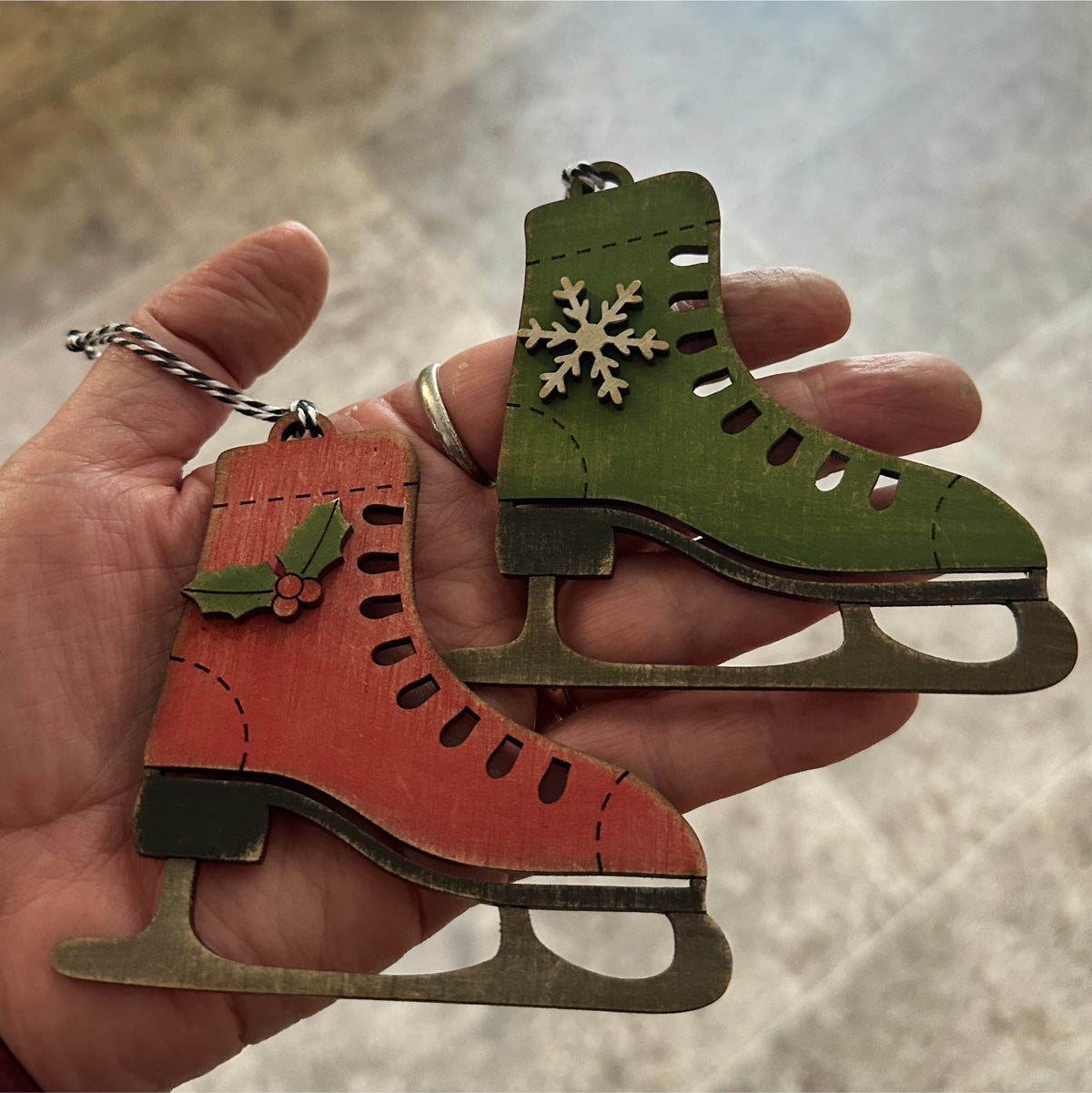 Vintage Ice Skate Ornament | Laser Cut SVG File