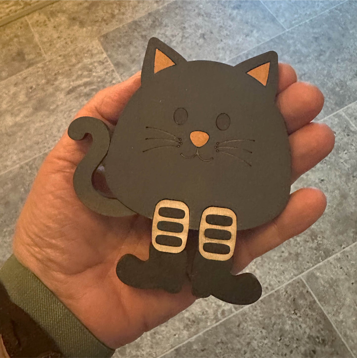 Layered Cat Shelf Sitter | Laser Cut SVG File
