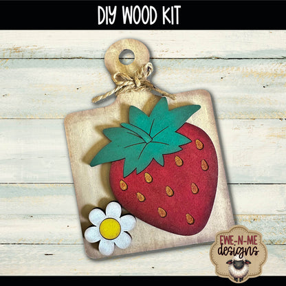 Strawberry Cutting Board Mini Sign | DIY WOOD KIT